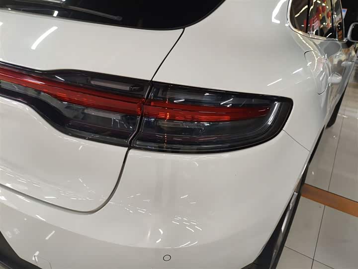 Фото 8 - Porsche Macan