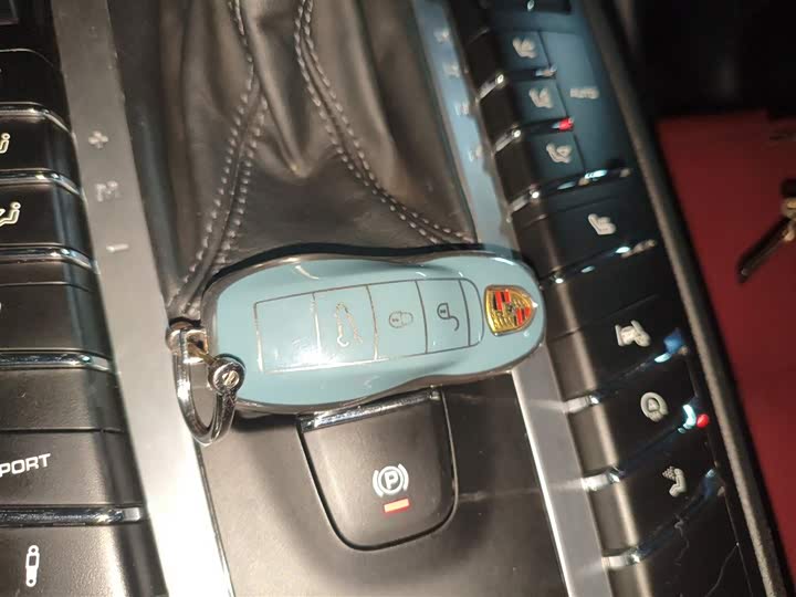 Фото 9 - Porsche Macan