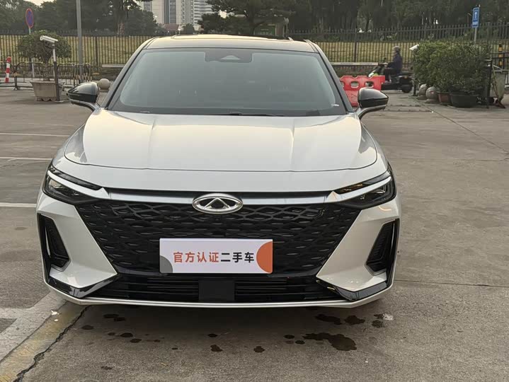 Фото 2 - Chery Arrizo 8