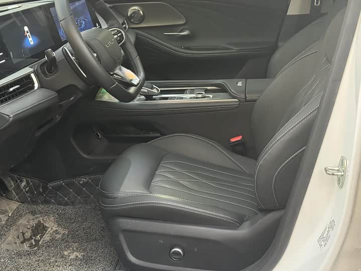 Фото 9 - Chery Arrizo 8