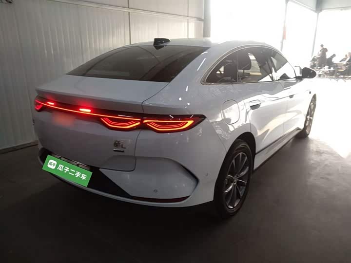 Фото 7 - BYD Qin L