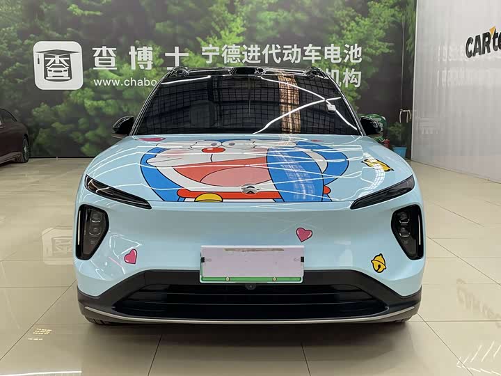 Фото 2 - Nio ES6