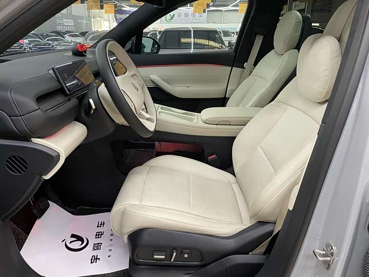 Фото 4 - Nio ES6