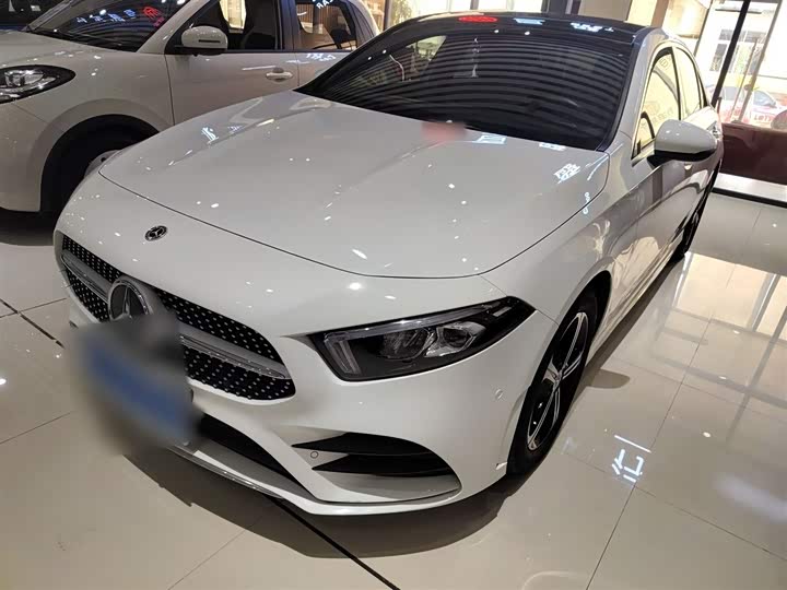 Фото 1 - Mercedes-Benz A-Class