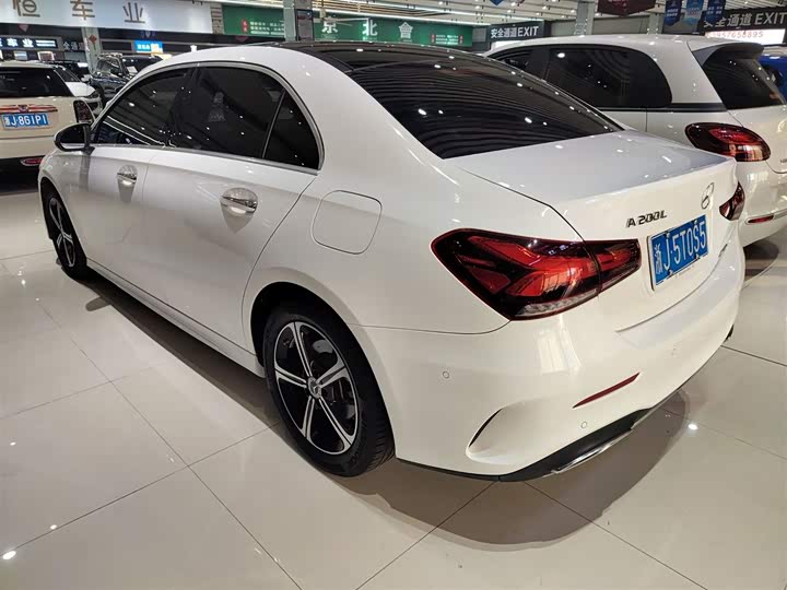 Фото 5 - Mercedes-Benz A-Class
