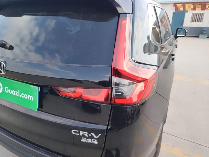 Фото 8 - Honda CR-V