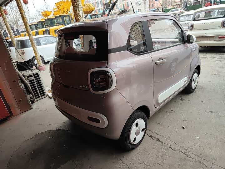 Фото 7 - Bestune Pony