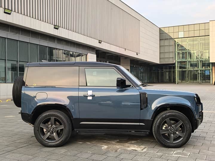 Фото 9 - Land Rover Defender