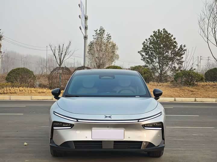 Фото 2 - XPeng F57