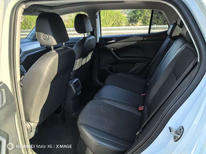 Фото 5 - Volkswagen Tacqua