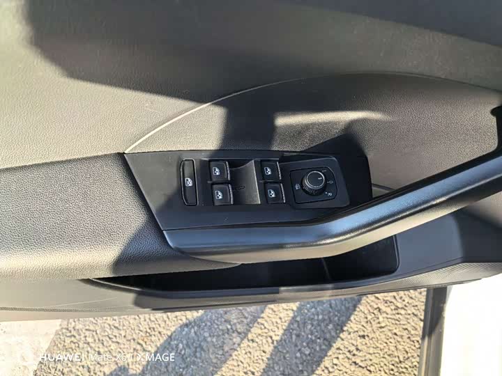 Фото 8 - Volkswagen Tacqua