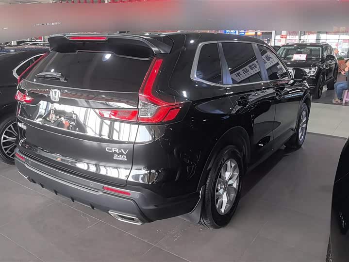 Фото 3 - Honda CR-V