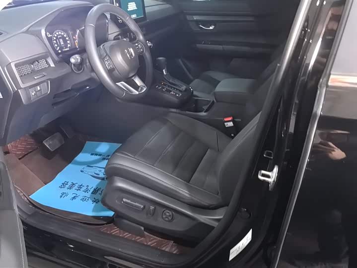 Фото 9 - Honda CR-V