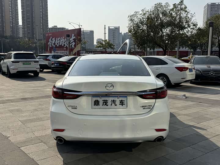 Фото 4 - Mazda Atenza