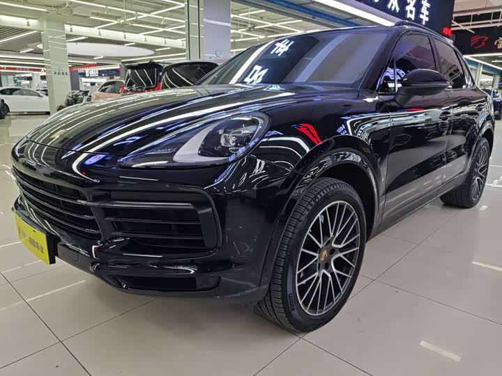 Фото 1 - Porsche Cayenne