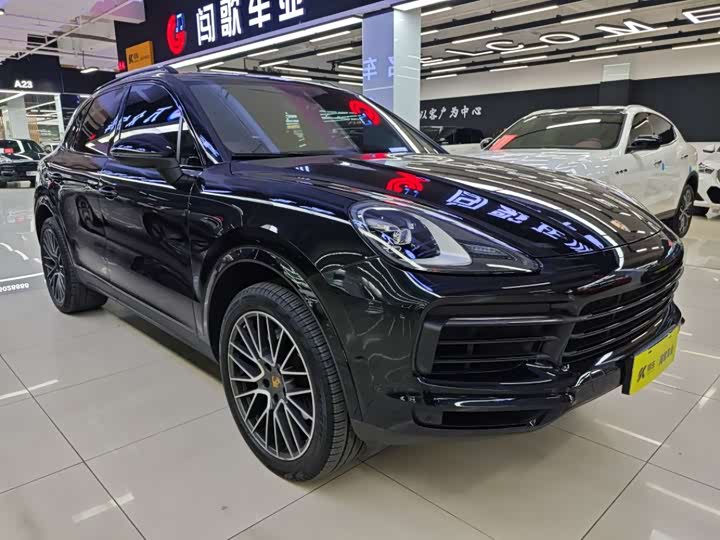 Фото 3 - Porsche Cayenne