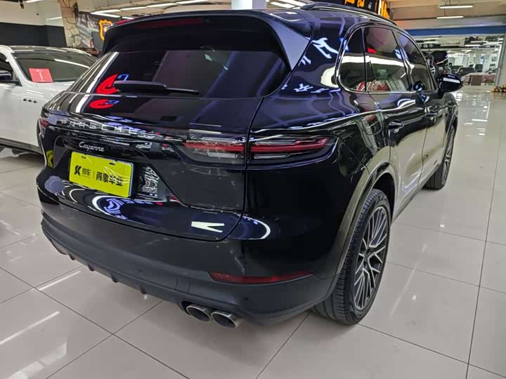 Фото 4 - Porsche Cayenne