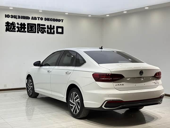 Фото 9 - Volkswagen Lavida