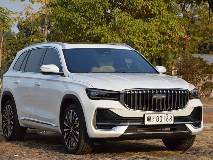 Фото 3 - Geely Monjaro