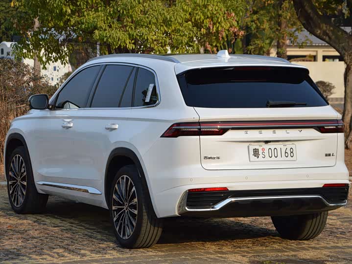 Фото 4 - Geely Monjaro