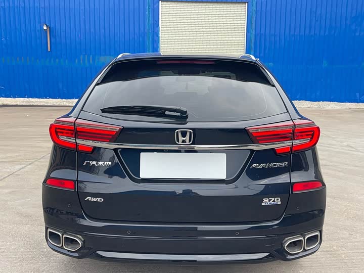 Фото 4 - Honda Avancier