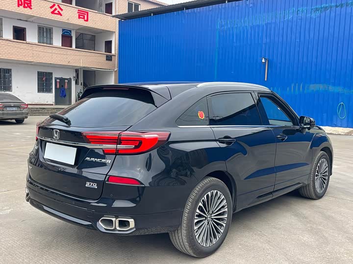 Фото 5 - Honda Avancier