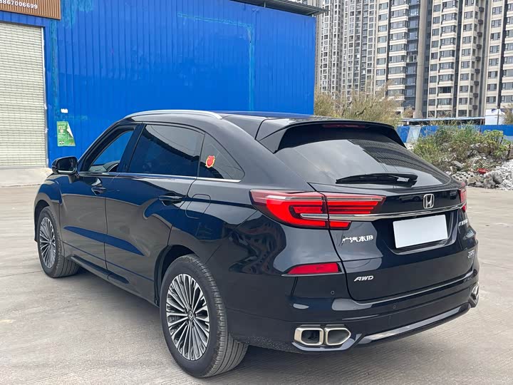 Фото 6 - Honda Avancier