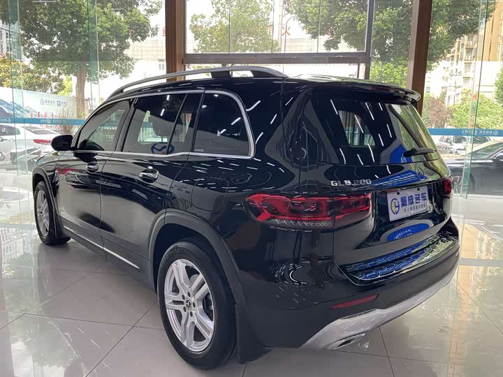 Фото 7 - Mercedes-Benz GLB-Class