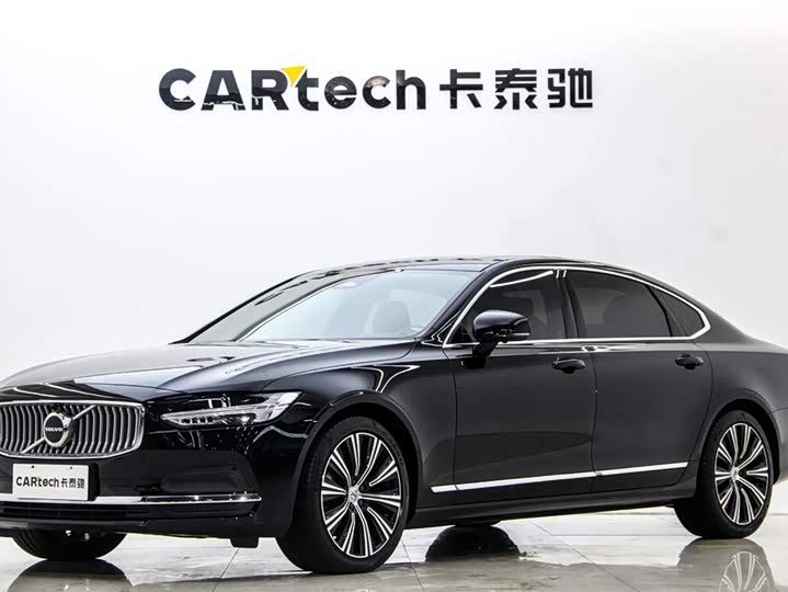 Фото 1 - Volvo S90