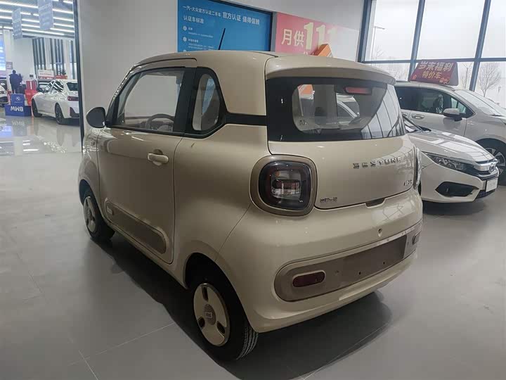 Фото 5 - Bestune Pony