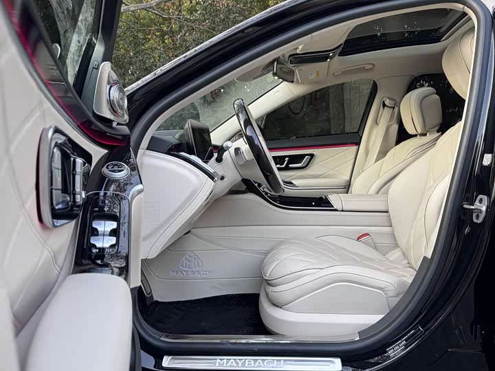 Фото 7 - Mercedes-Benz Maybach S-Class