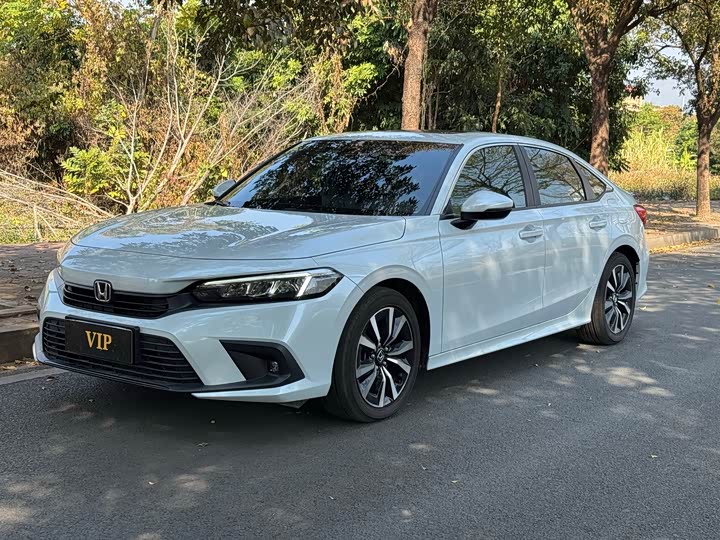 Фото 1 - Honda Civic