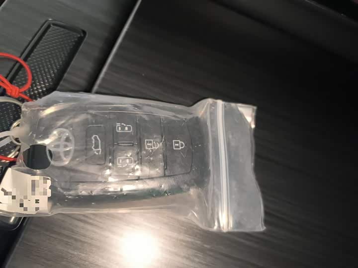 Фото 9 - Toyota Granvia