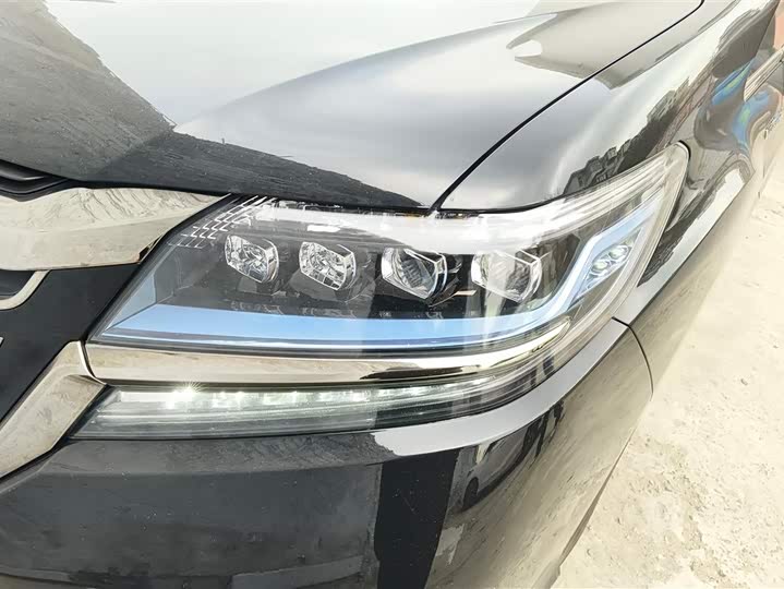 Фото 5 - Honda Elysion