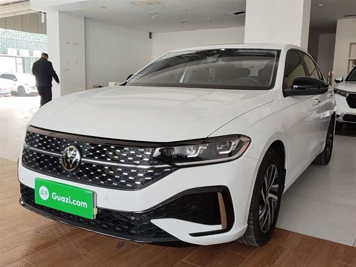 Фото 2 - Volkswagen Lavida