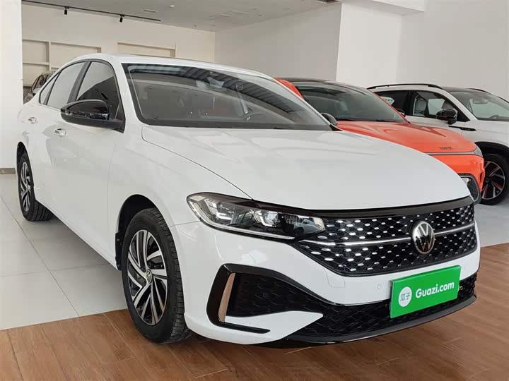 Фото 4 - Volkswagen Lavida