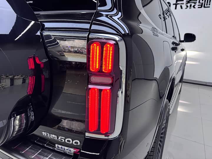 Фото 7 - Tank 500 Hybrid