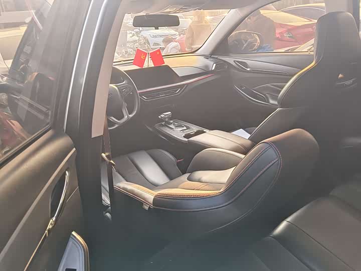 Фото 9 - Changan Oshan X5