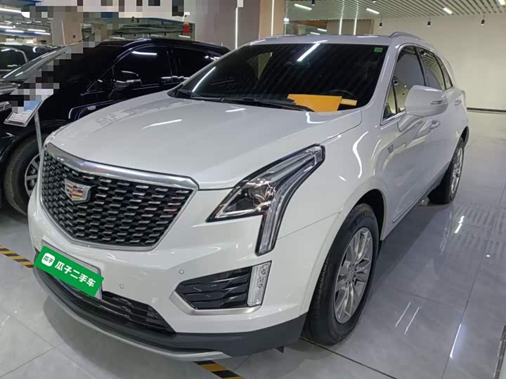 Фото 1 - Cadillac XT5