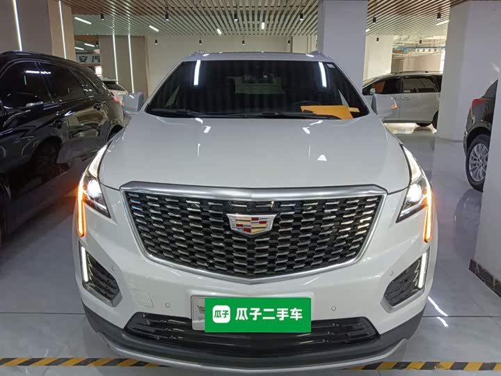 Фото 3 - Cadillac XT5
