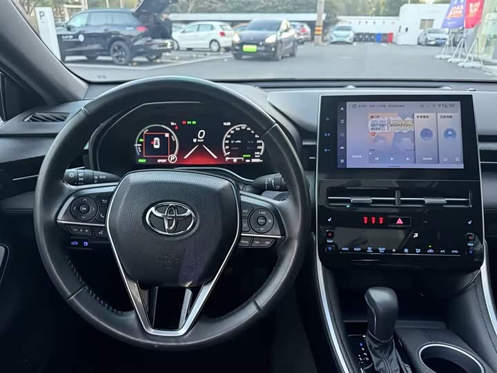 Фото 7 - Toyota Avalon