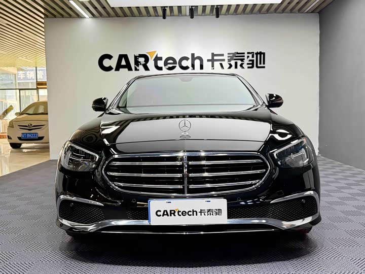 Photo 1 - Mercedes-Benz E-Class