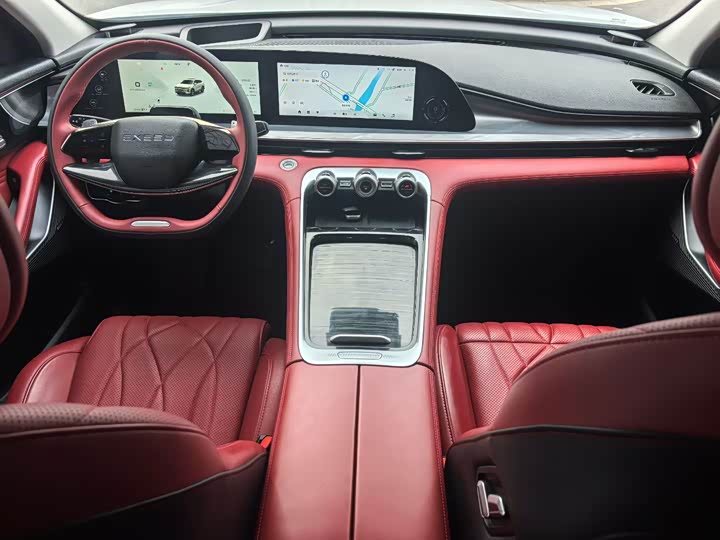 Фото 5 - Exeed RX