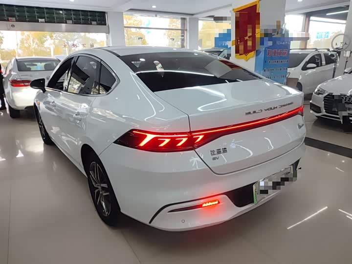 Фото 5 - BYD Qin Plus