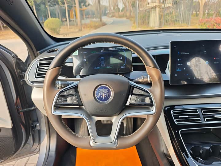 Фото 9 - BYD Qin Plus