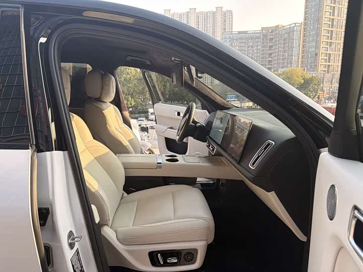 Фото 6 - LiXiang L9