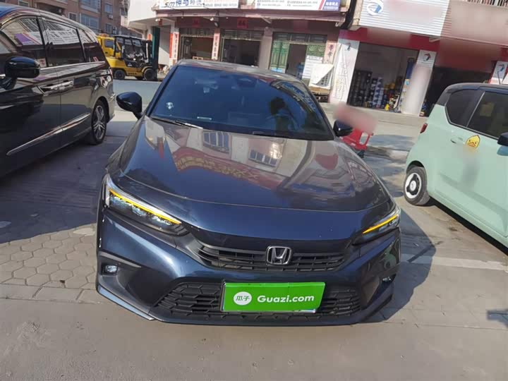 Фото 3 - Honda Civic