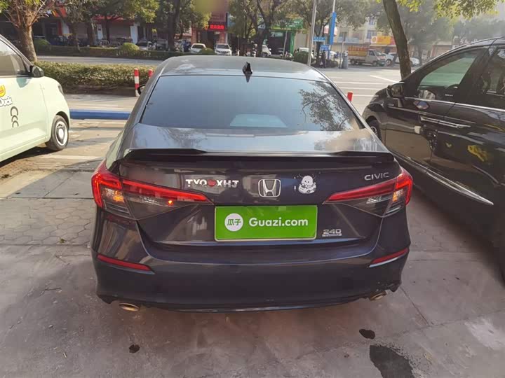 Фото 6 - Honda Civic