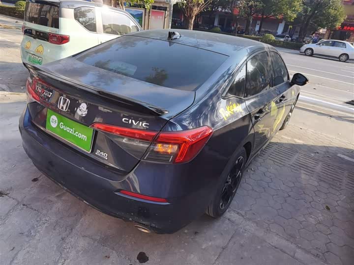 Фото 7 - Honda Civic