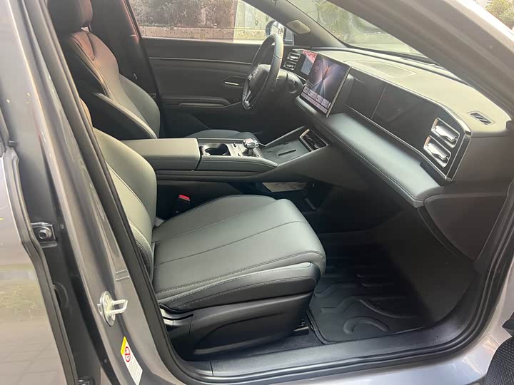 Фото 4 - BYD Qin L